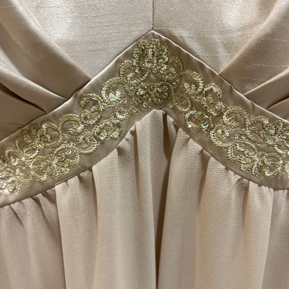 Jessica Howard Vintage Gown